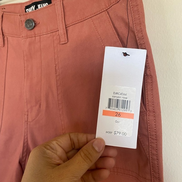 DKNY Canyon Rose Coral High Rise Slim Straight Leg Cropped size 2/26 - Picture 3 of 12